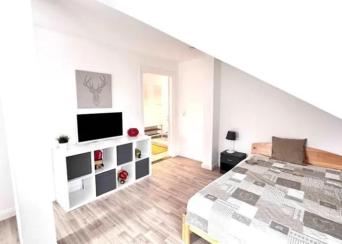 Staytopus Loft Hof Near Uke Ndr Zoo Apartment *