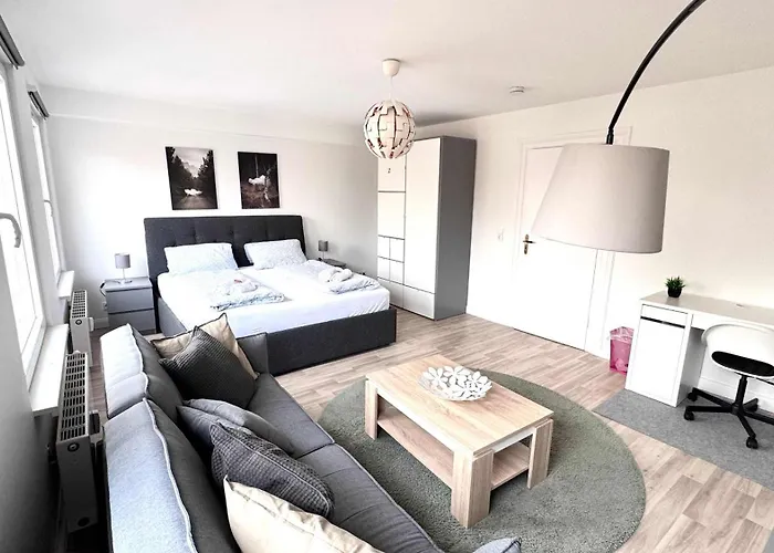 Staytopus Loft Hof Near Uke Ndr Zoo Apartment *